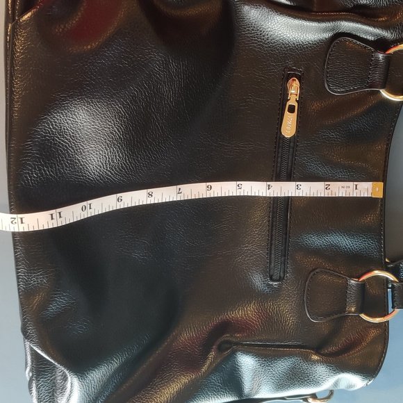 NWOT Yzaoli Purse, Multiple Pockets, Black with Gold Accents. Multiple pockets. - Picture 4 of 5